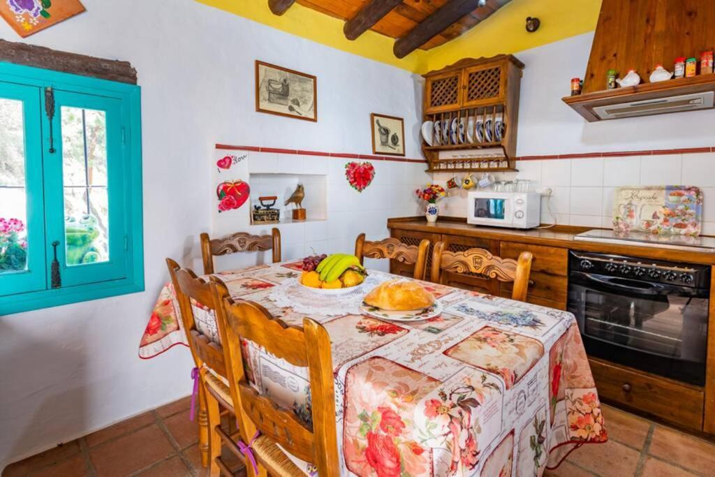 Casa Rosa, Con Encanto Y Piscina Climatizada Frigiliana Exteriör bild